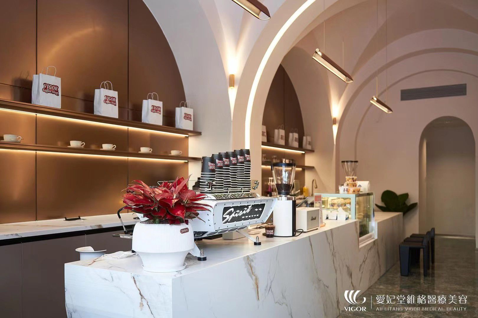 Vigor Shilong branch interior detail